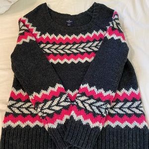 AMERICAN EAGLE SWEATER